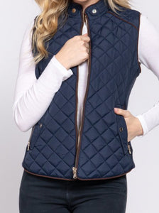 Shorty - Women's Quilted Puffer Vest